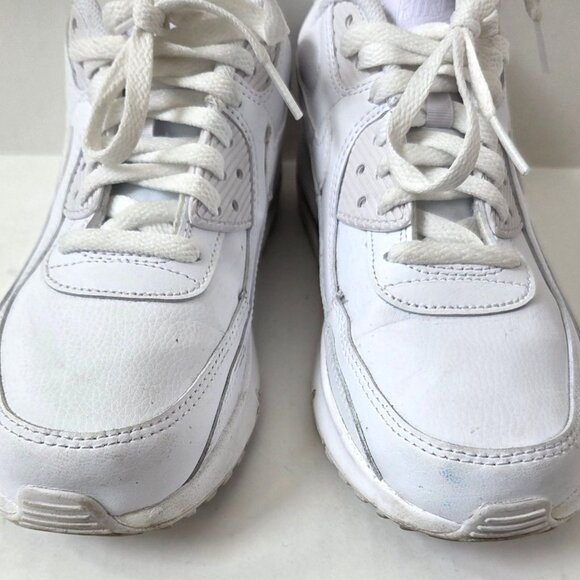 Nike Shoes Youth 6.5 GS Triple White Sneakers CD6864 Womens 8 - Picture 3 of 12
